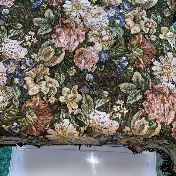 Vintage Square Floral Tapestry Table Doily Green Multi With Twisted Rope Fringe - Picture 1 of 6